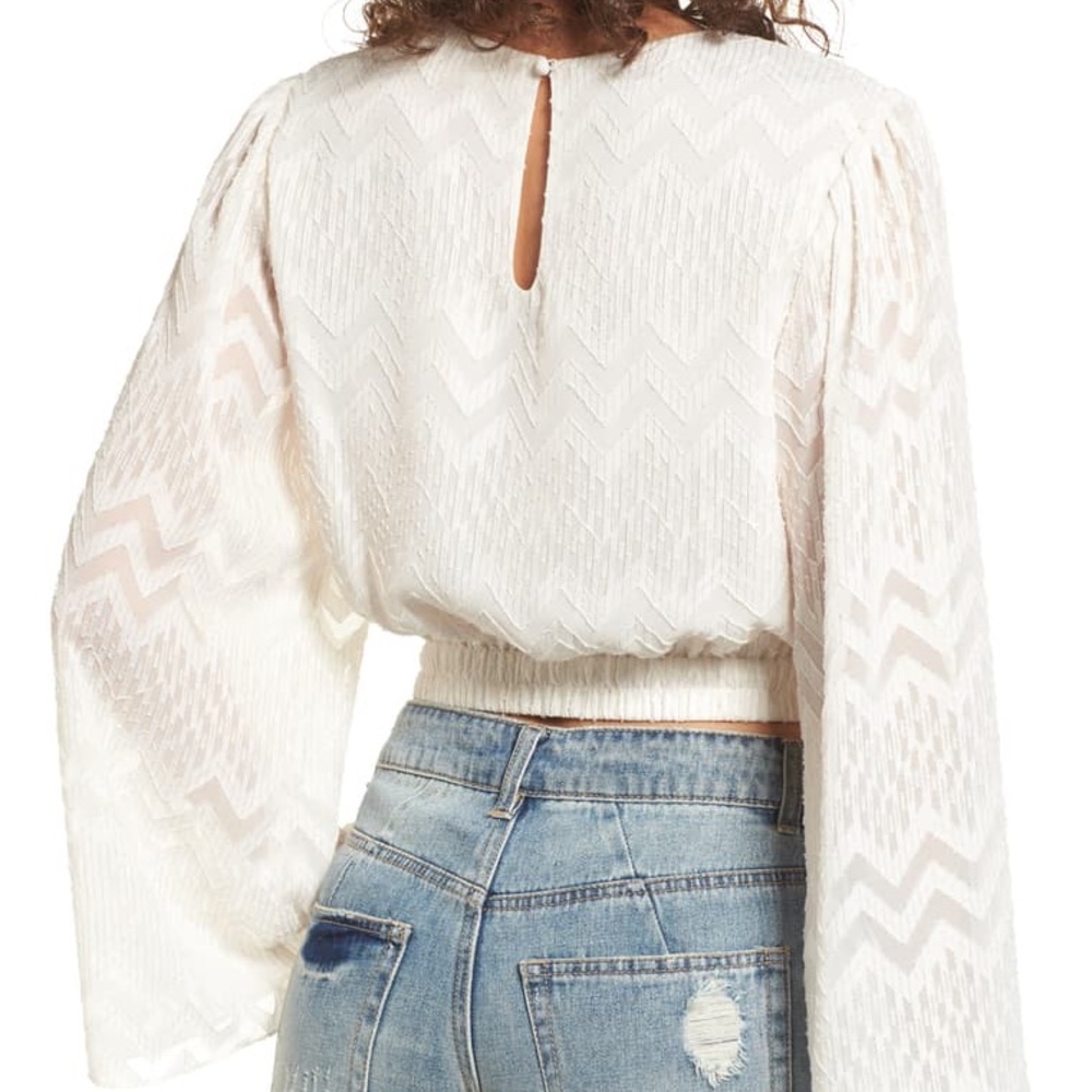 WAYF Bertram Blouse - Picture 2 of 8